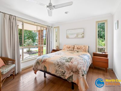 8 Binya Place, Ocean Shores