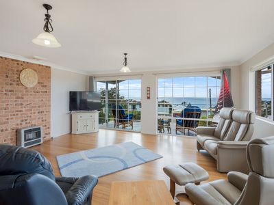 37 Cresswick Parade, Dalmeny