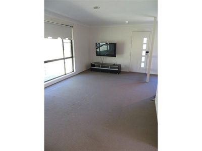 23 Derribong Road, Cordeaux Heights