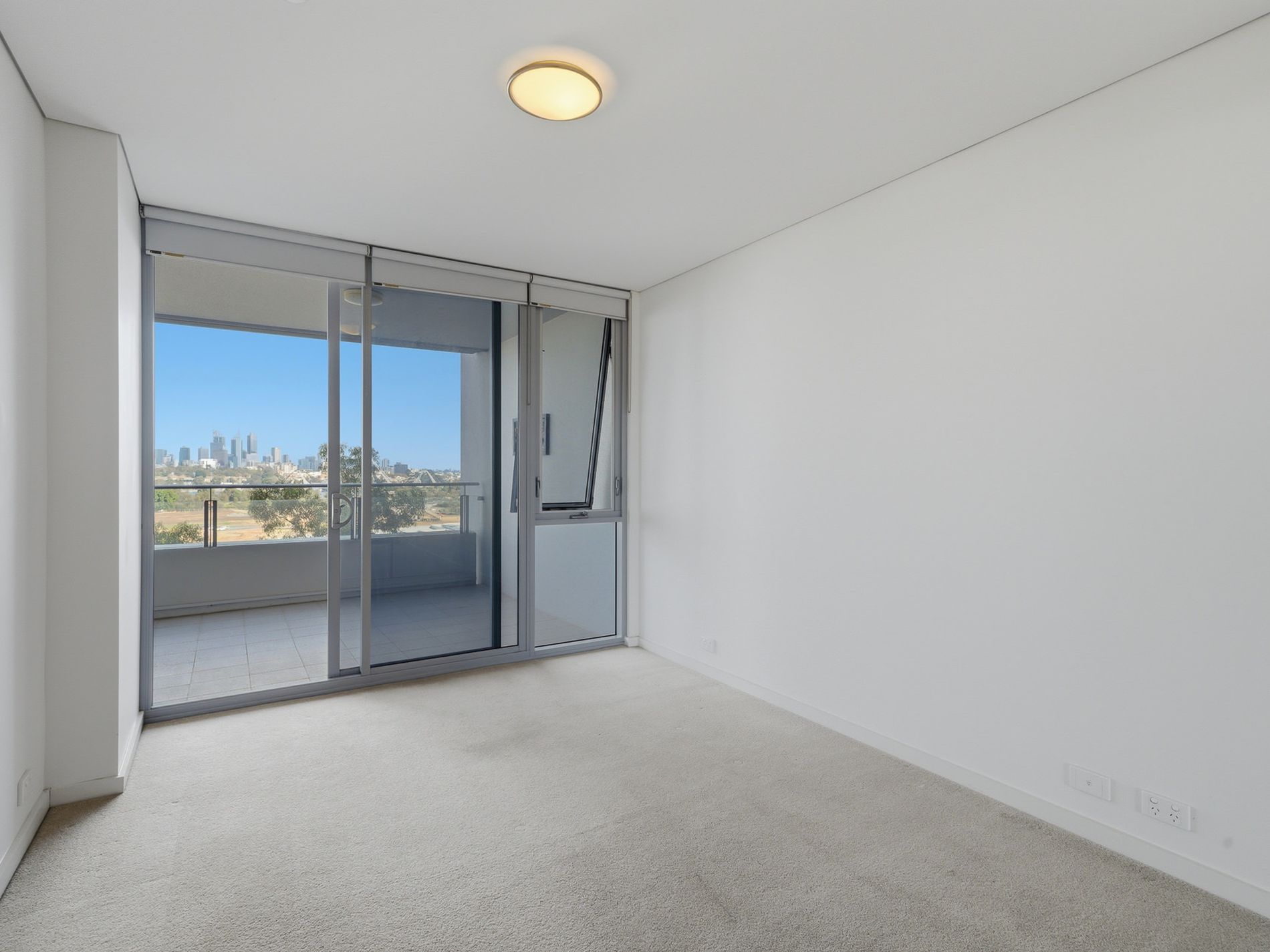 601 / 30 The Circus, Burswood