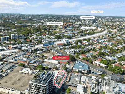 411 Logan Road, Stones Corner