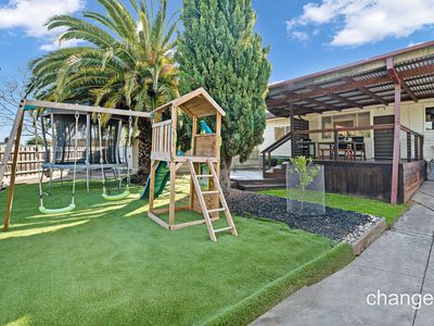 15 Edgewood Road, Dandenong