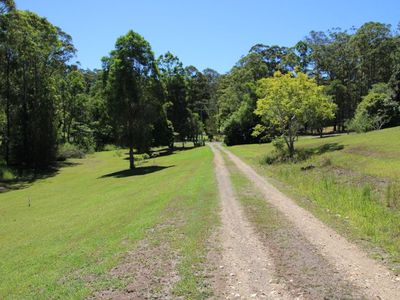 7 Red Oak Road, Rainbow Flat
