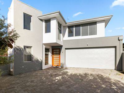 11A Mauldon Mews, Winthrop