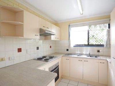 17 / 7-15 Chamberlain Avenue, Rochedale South