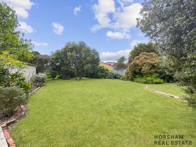 12 Bradshaw Street, Horsham