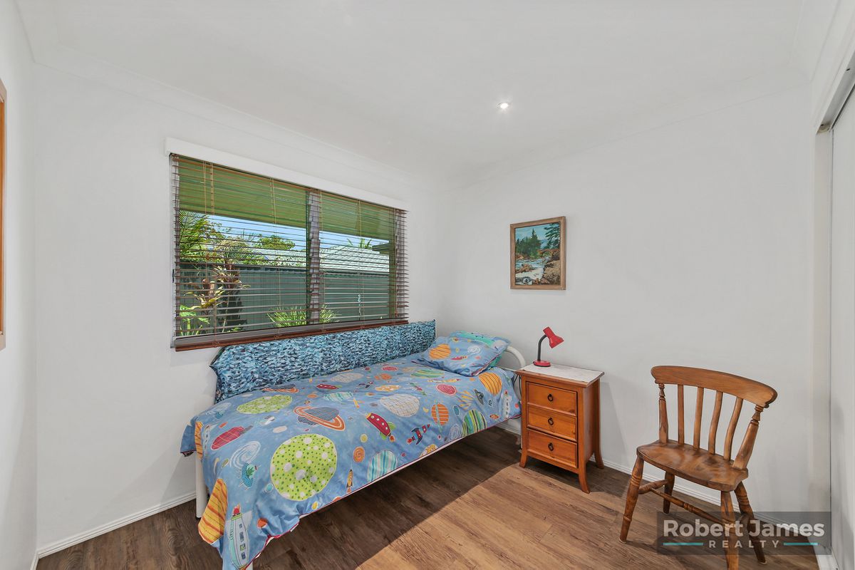60 Bushlands Drive, Noosaville