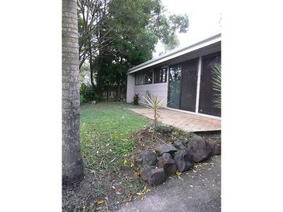 3  Sultan , Rochedale South