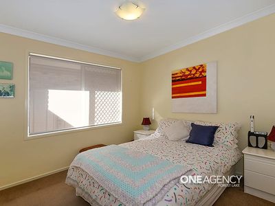 53 Jindabyne Cct, Forest Lake