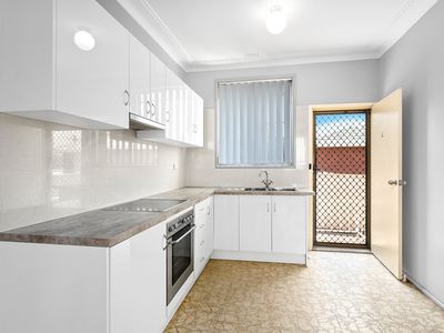 2 / 324 Shellharbour Road, Barrack Heights