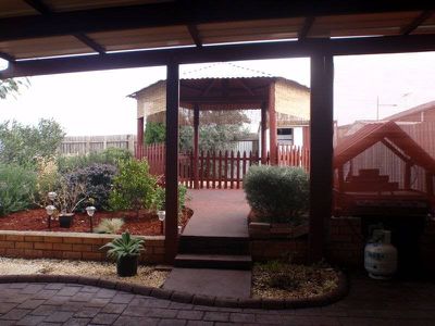 26 Shepherds Grove, Kings Park