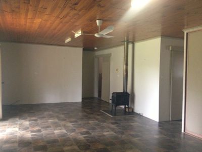33 Wattle Road, Elong Elong