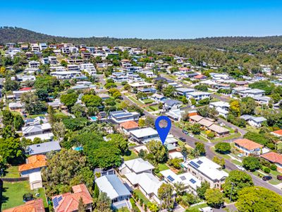 38 SEBRING STREET, Holland Park West