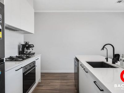 13 Angus Lane, Mansfield Park