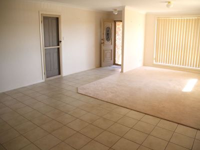 1 / 20 Amanda Crescent, Forster