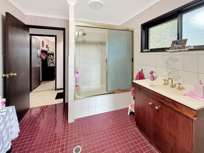 547 PEERAMON ROAD, Peeramon