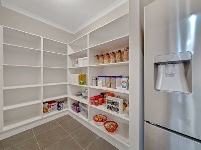 27 Cortajalla Avenue, Clyde North