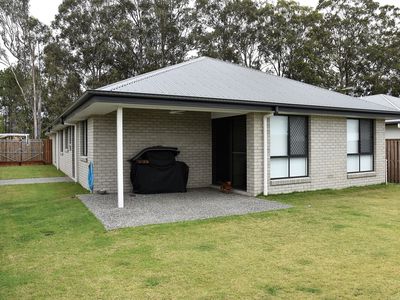 230 Todds Road, Lawnton