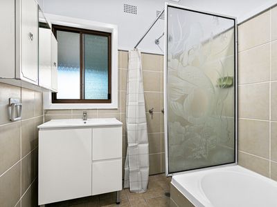 67 Leawarra Avenue, Barrack Heights