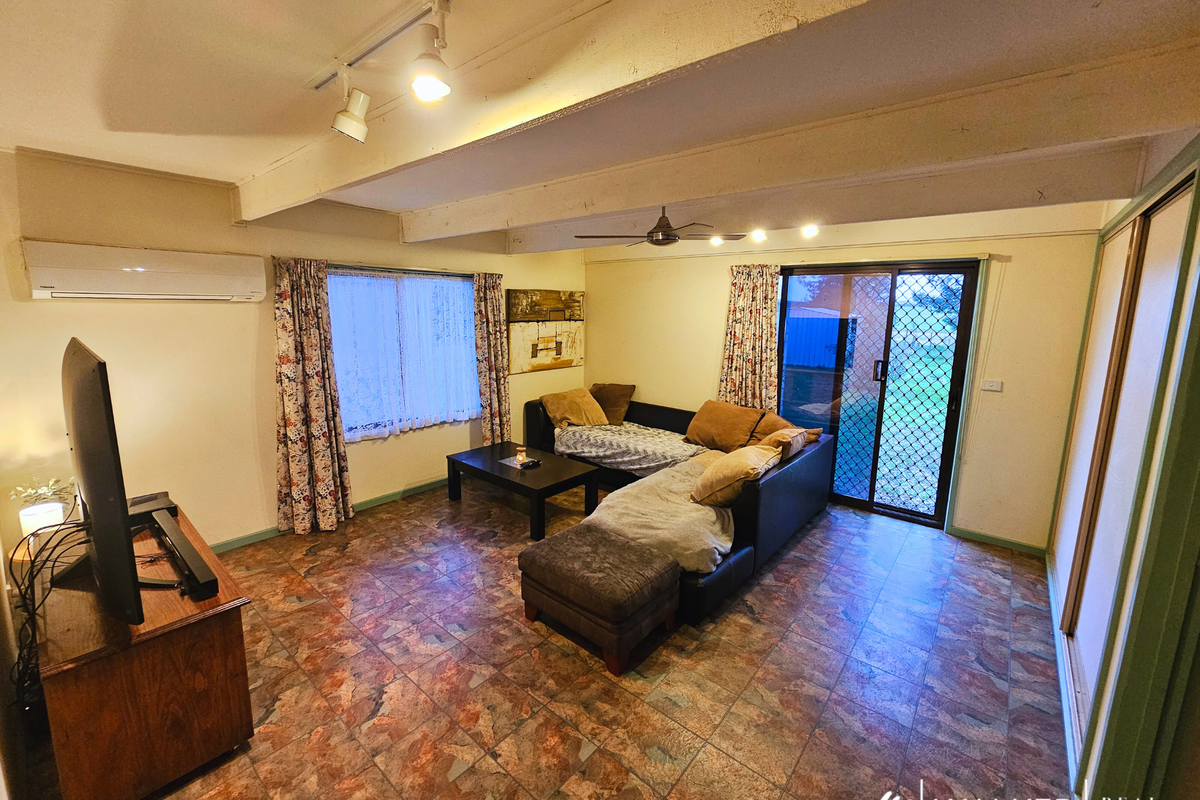 1503 Corop-Wanalta Road, Corop