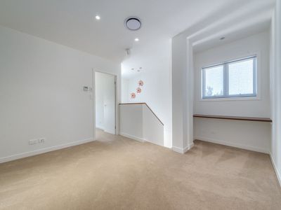 3 / 42-44 Blake Street, Southport