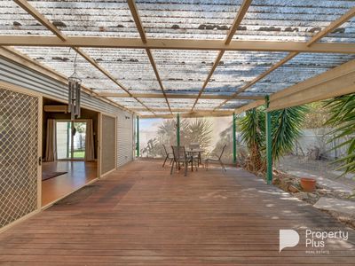 8 Waugh Street, Charlton