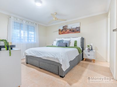 19-23 Crows Ash Court, Flagstone