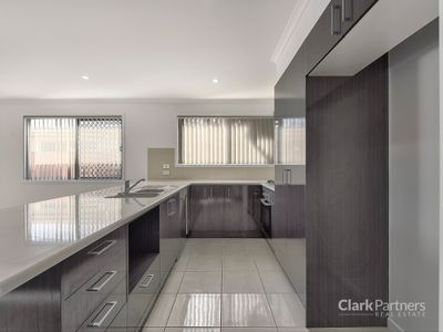 41 Hume Circuit, Warner