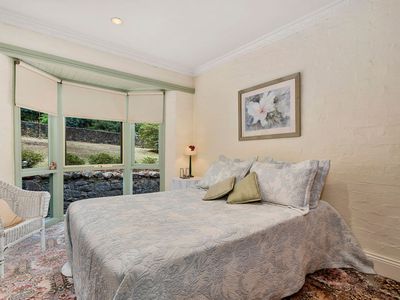 37 Douglas Road, Mount Macedon