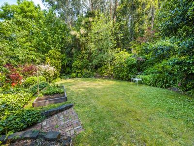 30 Governors Drive, Mount Macedon