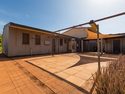 10 Peter Way, South Hedland