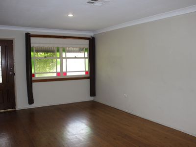 5 Cox Parade, Mount Warrigal