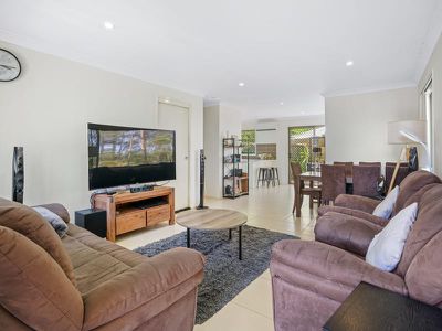 11 / 26 Yaun Street, Coomera