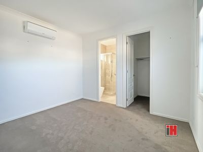 2 / 4 Fortune Street, Box Hill North