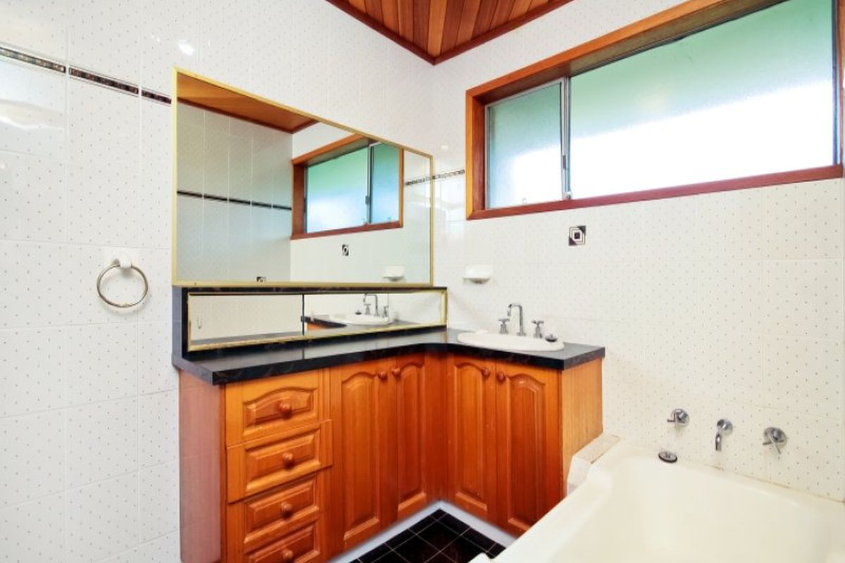 84 Old Gosford Road, Wamberal