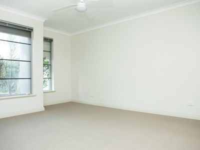 21 Kingsway Gardens, Canning Vale