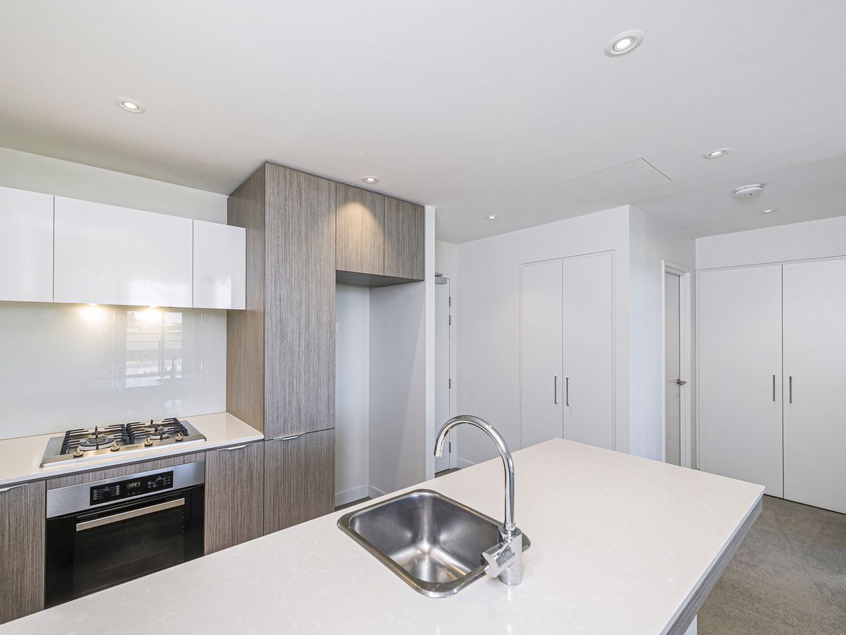 502 / 2 Tiger Way, Claremont