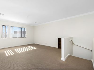 25 / 1-15 Tulloch Drive, St Clair