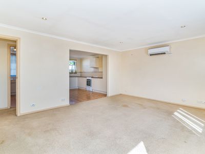 2 / 1 Pink Cliffs Road, Heathcote