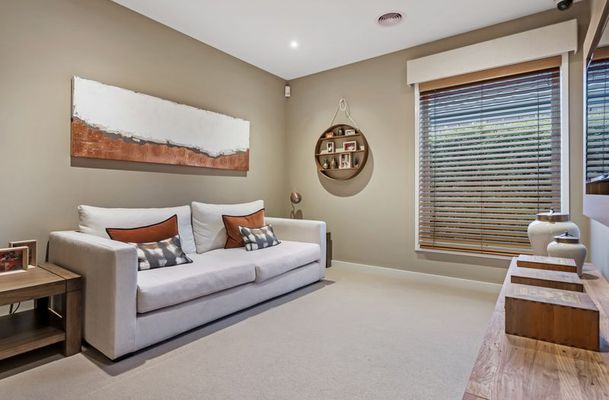 6 Montreal Circuit, Craigieburn
