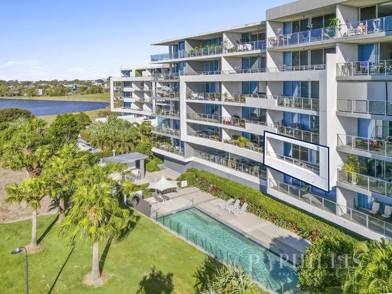 208 / 41 Harbour Town Drive, Biggera Waters