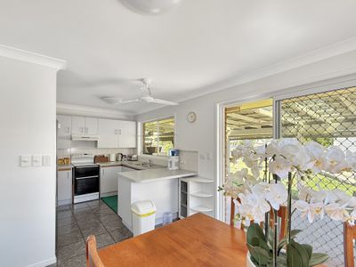 16 Harselaar Drive, Point Vernon