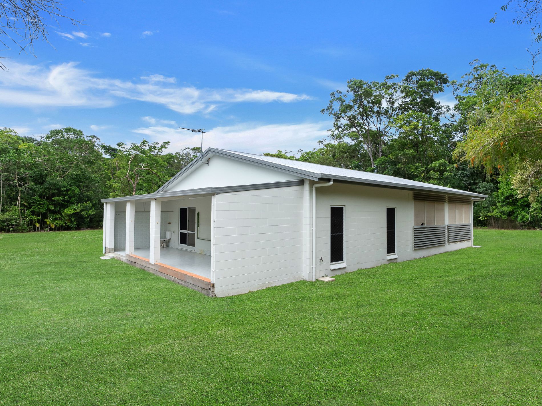 1441 Pine Creek Road, East Trinity