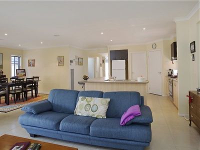 17 Bronze Drive, Kangaroo Flat