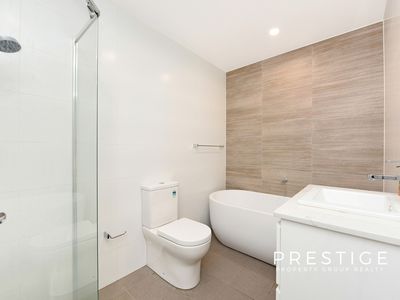 302 / 33 Percy Street, Bankstown