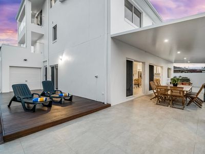 19 Summerland Ky, Broadbeach Waters