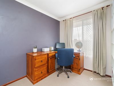 27 Drummer Way, Heathridge