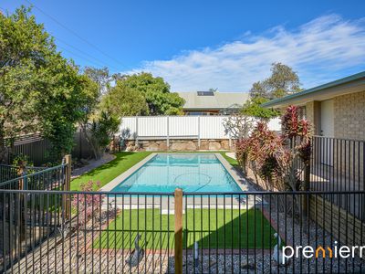 8 Dawson Court, Collingwood Park