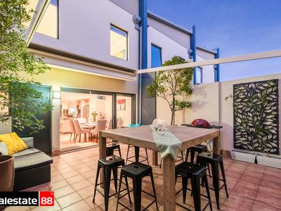 6 Boans Lane, East Perth
