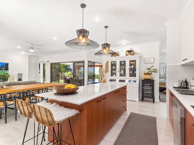 11 Mossvale Drive, Wakerley